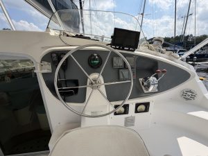 helm, FP 43 Belize, catamaran for sale