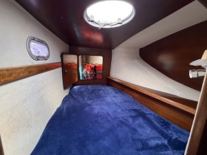 bed, FP 43 Belize, catamaran for sale