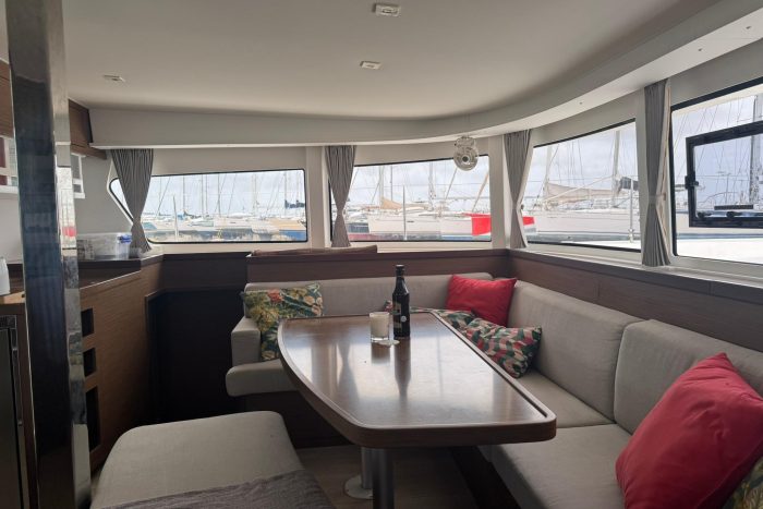 salon, Lagoon 42, catamaran for sale