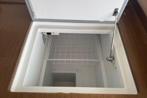 electrical, Lagoon 42, catamaran for sale