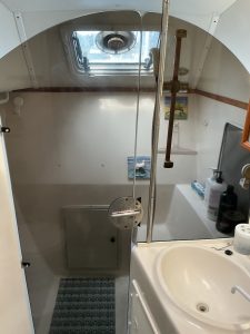 bath, PDQ 36, catamaran for sale