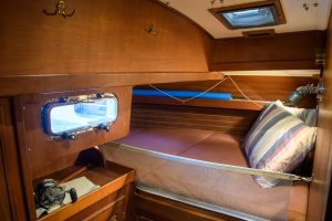 bed, Tartan 42, sailboat for sale