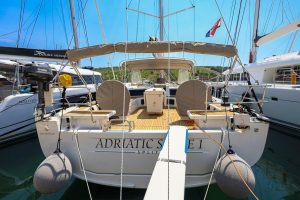 cockpit, Beneteau, sailboat for sale