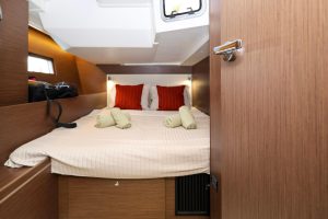 bed, Beneteau, sailboat for sale