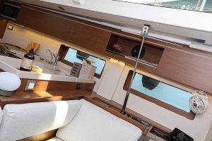 salon, Beneteau, sailboat for sale