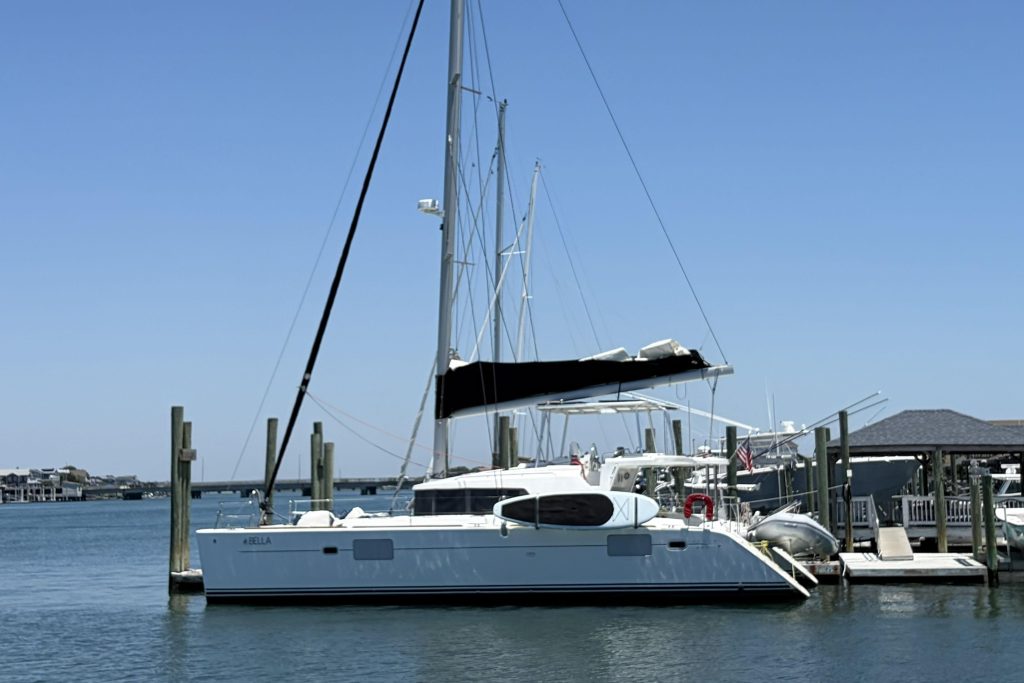 Lagoon 440, catamaran for sale
