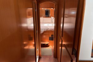 bed, Lagoon 440, catamaran for sale