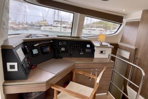 Bali 4.4, catamaran for sale