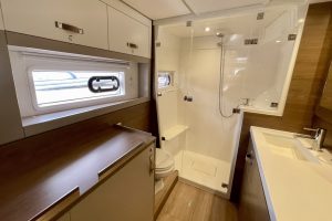 Bali 4.4, catamaran for sale