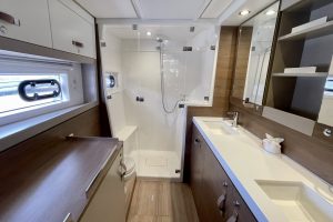 Bali 4.4, catamaran for sale