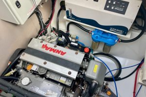 Bali 4.4, catamaran for sale