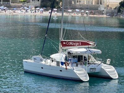 Lagoon 380, catamaran for sale