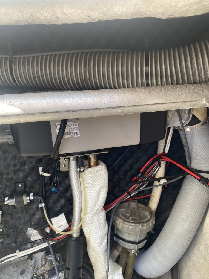 electrical, Lagoon 380, catamaran for sale