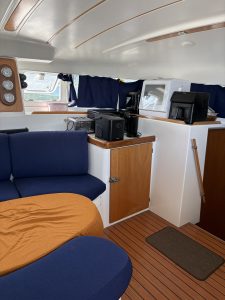 salon, Lagoon 380, catamaran for sale