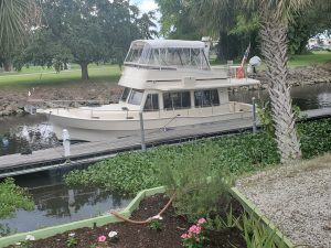 exterior, Mainship 400, trawler for sale