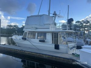 exterior, Mainship 400, trawler for sale