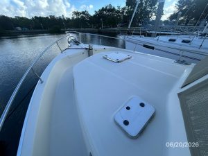deck, Mainship 400, trawler for sale