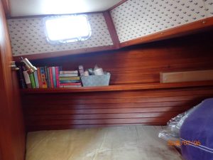 bed, Monk 36, trawler for sale