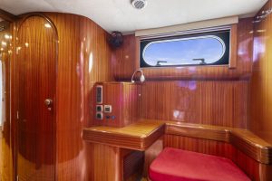 salon, Catana 582, catamaran for sale