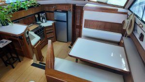 interior, Sea Ray, trawler for sale