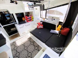 deck, Lagoon 450, catamaran for sale