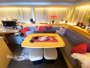 salon, Lagoon 450, catamaran for sale