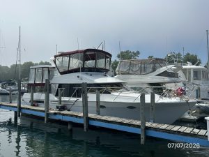exterior, Ocean Alexander 42, trawler for sale