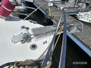 deck, Ocean Alexander 42, trawler for sale