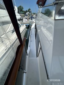 deck, Ocean Alexander 42, trawler for sale