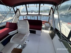 cockpit, Ocean Alexander 42, trawler for sale