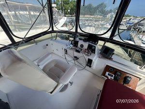 helm, Ocean Alexander 42, trawler for sale
