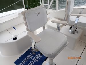 cockpit, Pursuit, trawler for sale