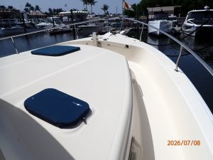 deck, Mainship 400, trawler for sale