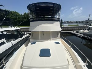 exterior, Mainship 400, trawler for sale