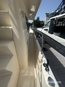 deck, Mainship 400, trawler for sale