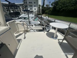deck, Mainship 400, trawler for sale