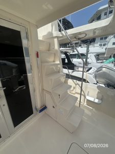deck, Mainship 400, trawler for sale