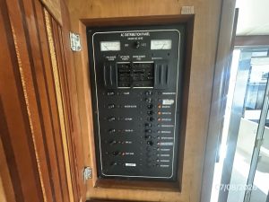 electrical, Mainship 400, trawler for sale