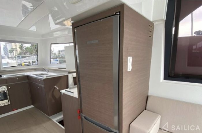 interior, Bali 40 Catspace, catamaran for sale