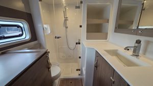 bath, Bali 40 Catspace, catamaran for sale