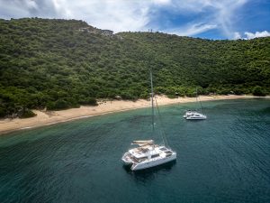 underway, Lagoon 560, catamaran for sale