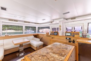 salon, Lagoon 560, catamaran for sale