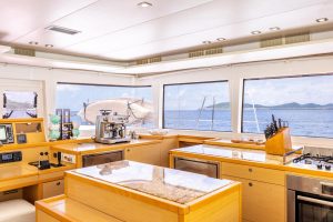 salon, Lagoon 560, catamaran for sale