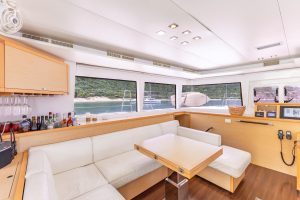 salon, Lagoon 560, catamaran for sale
