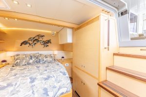 bed, Lagoon 560, catamaran for sale