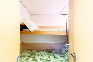 bed, Lagoon 560, catamaran for sale