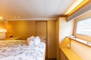 bed, Lagoon 560, catamaran for sale