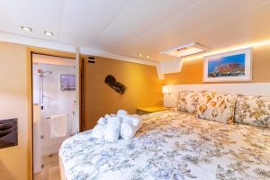 bed, Lagoon 560, catamaran for sale