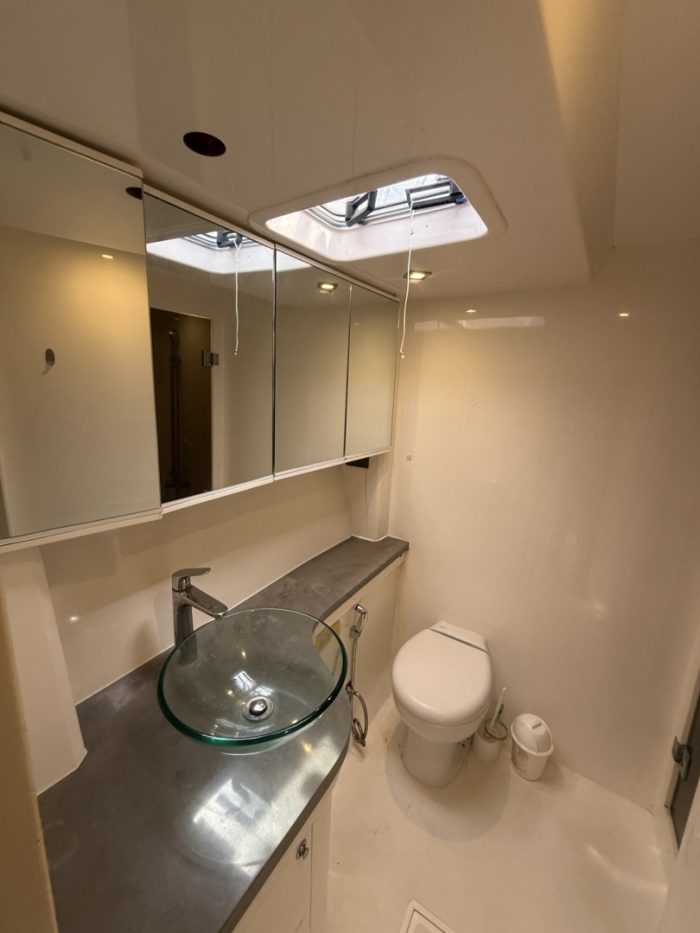 bath, Prout, catamaran for sale