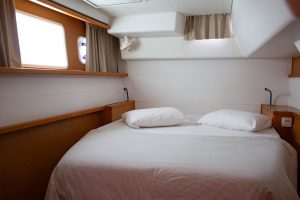 bed, Lagoon 450, catamaran for sale